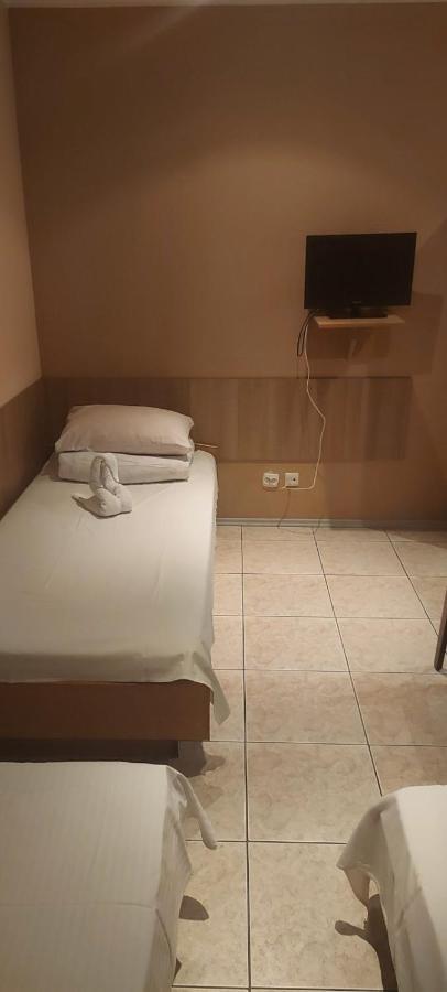 Pauza Motel Tarnowo Podgórne Dış mekan fotoğraf